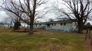 7837 N Hunter Dr, Harrison, AR 72601 photo 2