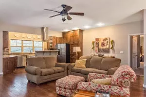1024 N Jean Ln, Harrison, AR 72601 photo 5