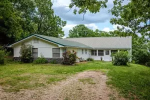 6623 Memory Ln, Harrison, AR 72601 photo 1