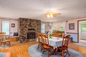 6623 Memory Ln, Harrison, AR 72601 photo 4