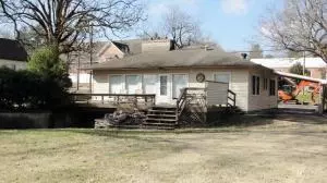 105 S Hickory, Harrison, AR 72601 photo 4