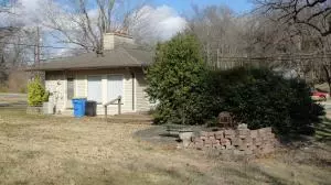 105 S Hickory, Harrison, AR 72601 photo 6