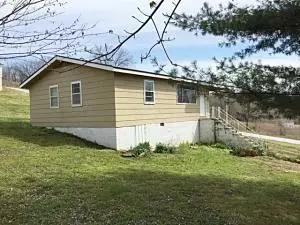 1005 E Bunn, Harrison, AR 72601 photo 3