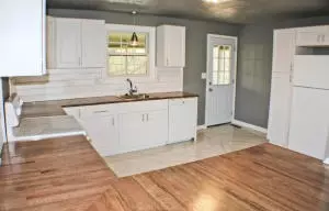 423 S Walnut St, Harrison, AR 72601 photo 7