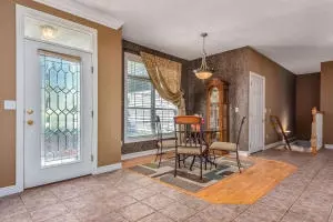  1611 Windsor, Harrison, AR 72601 photo 3