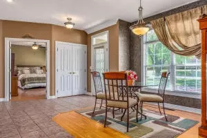  1611 Windsor, Harrison, AR 72601 photo 4
