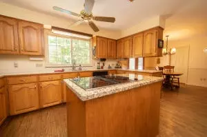 2003 Surrey Ln, Harrison, AR 72601 photo 11