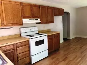 507 S Walnut St, Harrison, AR 72601 photo 3