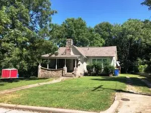507 S Walnut St, Harrison, AR 72601 photo 1