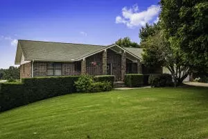 208 Ruble Rd, Harrison, AR 72601 photo 1