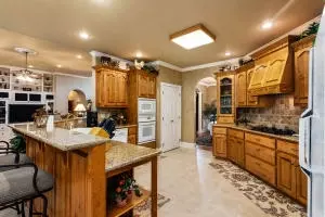 2506 Thickery, Harrison, AR 72601 photo 8