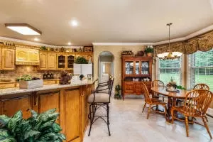 2506 Thickery, Harrison, AR 72601 photo 4