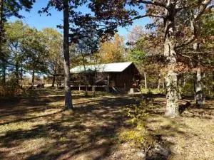 107 Thunder Ln, Marshall, AR 72650 photo 2