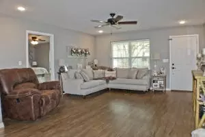 305 Wynnewood Dr, Harrison, AR 72601 photo 6