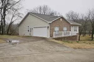 807 Parkview Dr, Harrison, AR 72601 photo 2
