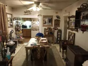 417 N 2nd St, Harrison, AR 72601 photo 4