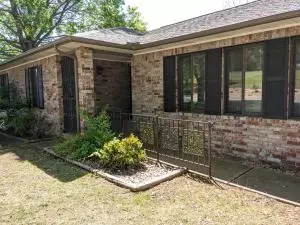 110 Rose, Harrison, AR 72601 photo 2
