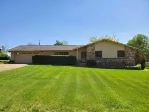 710 Oriole Dr, Harrison, AR 72601 photo 1