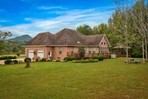 202 Cedar Ln, Jasper, AR 72641 photo 5