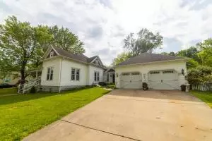 522 S Maple St, Harrison, AR 72601 photo 2