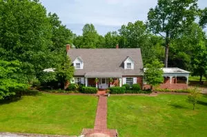 1003 W Central Ave, Harrison, AR 72601 photo 2