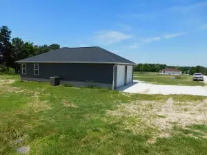 3306 S Kayla Ln, Harrison, AR 72601 photo 5