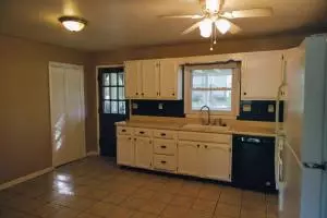 709 S 3rd St, Branson, MO 65616 photo 13