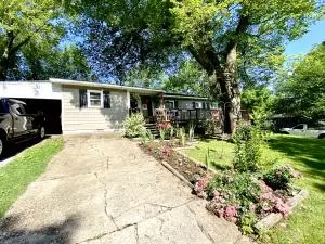 1204 Cherry Ln, Harrison, AR 72601 photo 1