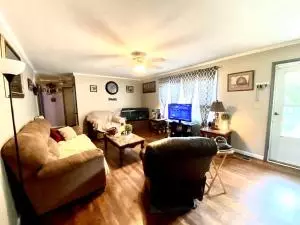 1204 Cherry Ln, Harrison, AR 72601 photo 2