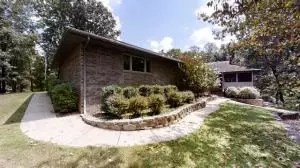 5374 John Michael Dr, Harrison, AR 72601 photo 4