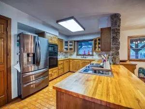 8409 E Old Ritchie Rd, Lead Hill, AR 72644 photo 8