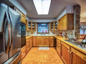 8409 E Old Ritchie Rd, Lead Hill, AR 72644 photo 7