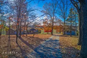 4920 Sand Flat Rd, Harrison, AR 72601 photo 3