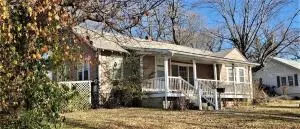 609 W Bower, Harrison, AR 72601 photo 2