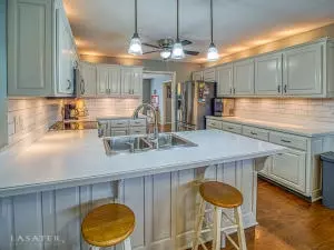 223 Hogan Dr, Harrison, AR 72601 photo 5