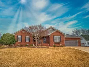 223 Hogan Dr, Harrison, AR 72601 photo 1
