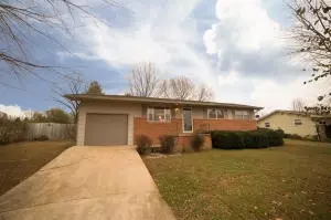 119 Brewer St, Harrison, AR 72601 photo 1