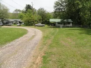 104 Boyd Cir, Marshall, AR 72650 photo 2