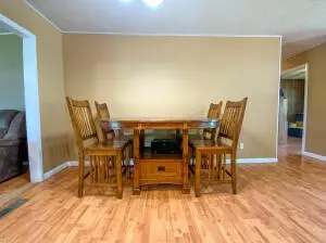 102 E Jay Ave, Harrison, AR 72601 photo 3