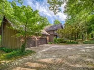 1369 Julius Dr, Harrison, AR 72601 photo 2