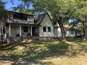 914 N Willow St, Harrison, AR 72601 photo 3
