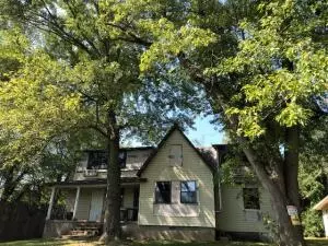 914 N Willow St, Harrison, AR 72601 photo 4