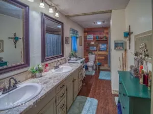 314 N Ozark St, Harrison, AR 72601 photo 16