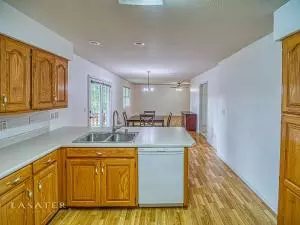 1330 Daisy Cv, Harrison, AR 72601 photo 9