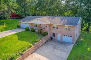 1330 Daisy Cv, Harrison, AR 72601 photo 2