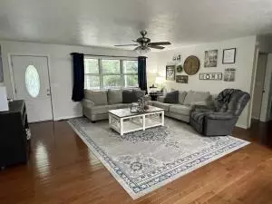 285 W Main St, Harrison, AR 72601 photo 4