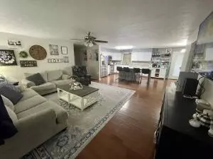 285 W Main St, Harrison, AR 72601 photo 3
