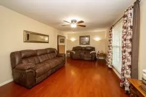 19 Hawthorne Dr, Harrison, AR 72601 photo 4
