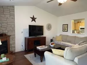 1615 N Spring Apt 9 Rd, Harrison, AR 72601 photo 6