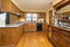 1608 Windsor Dr, Harrison, AR 72601 photo 7